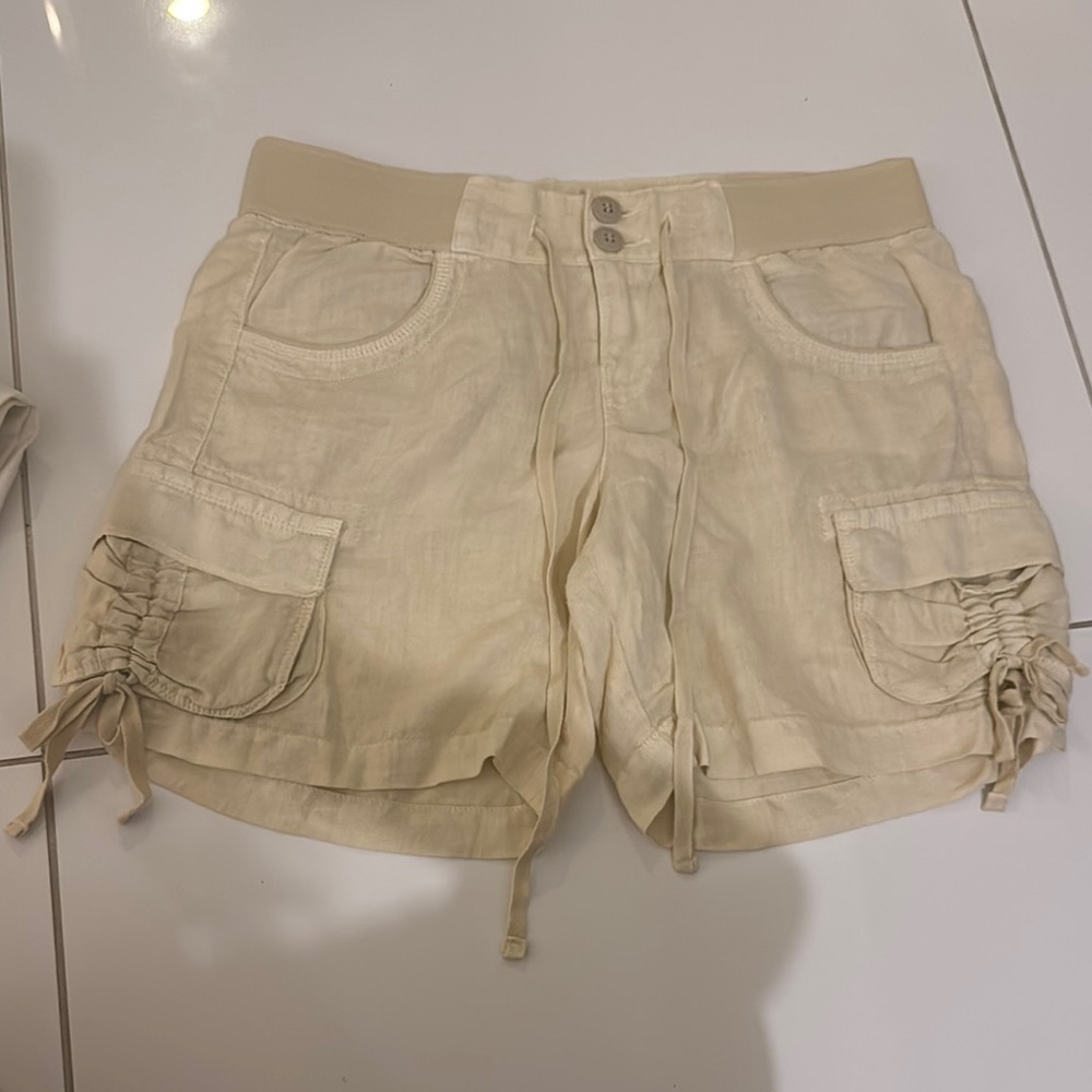 Cream Cargo Shorts with Lightweight Fabric and Side Drawstrings